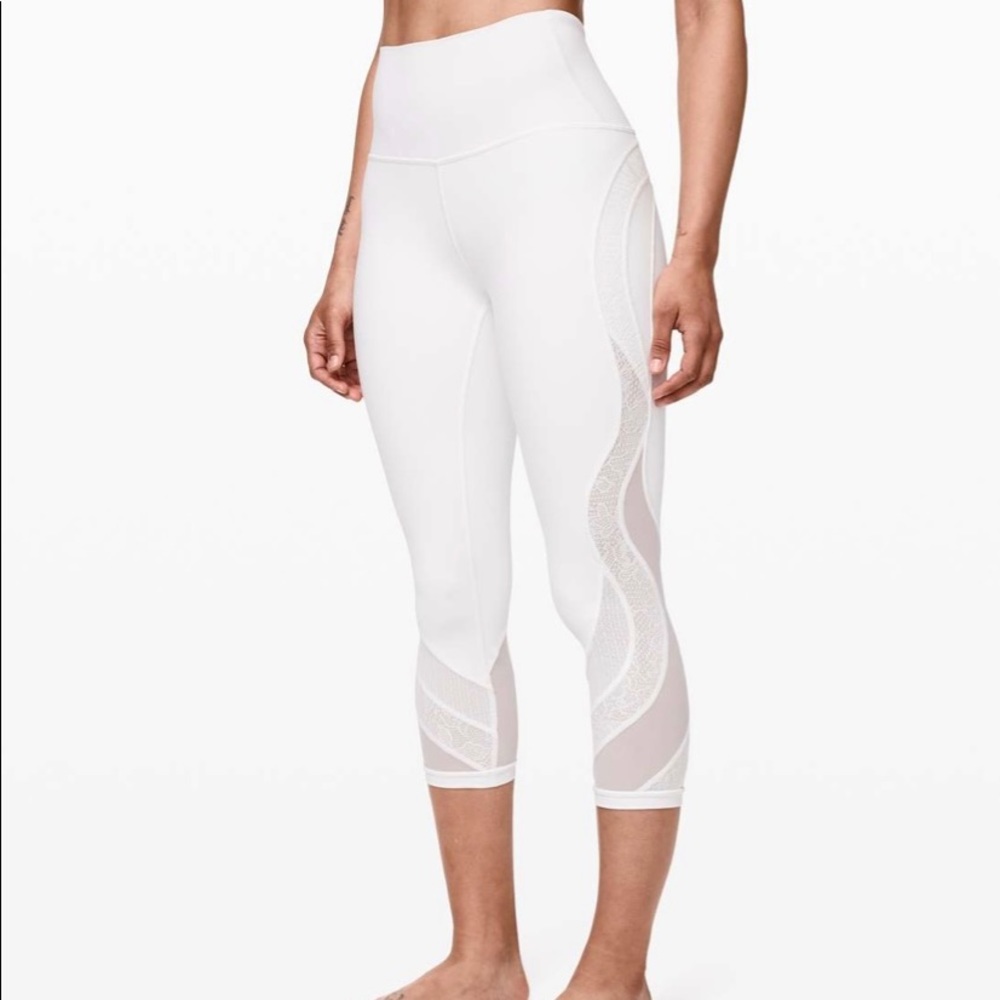 NWOT Lululemon Wunder Under
